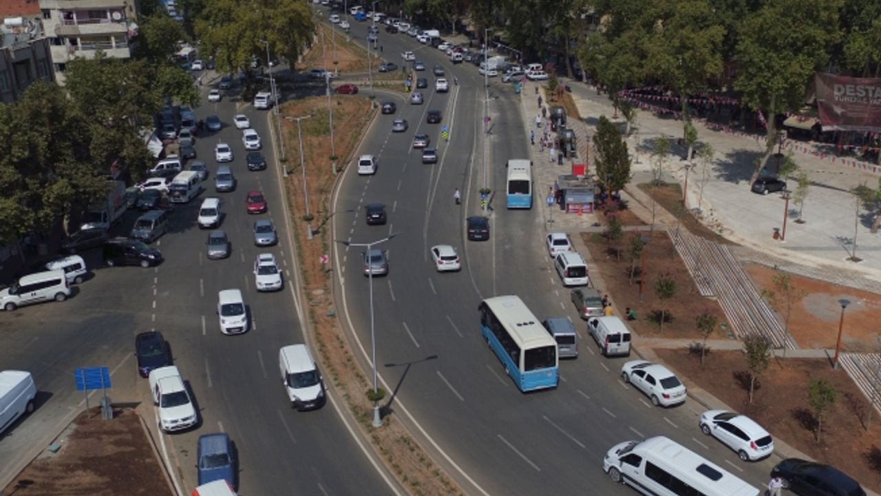 Demokrasi Meydanında Düzenlemeler Devam Ediyor