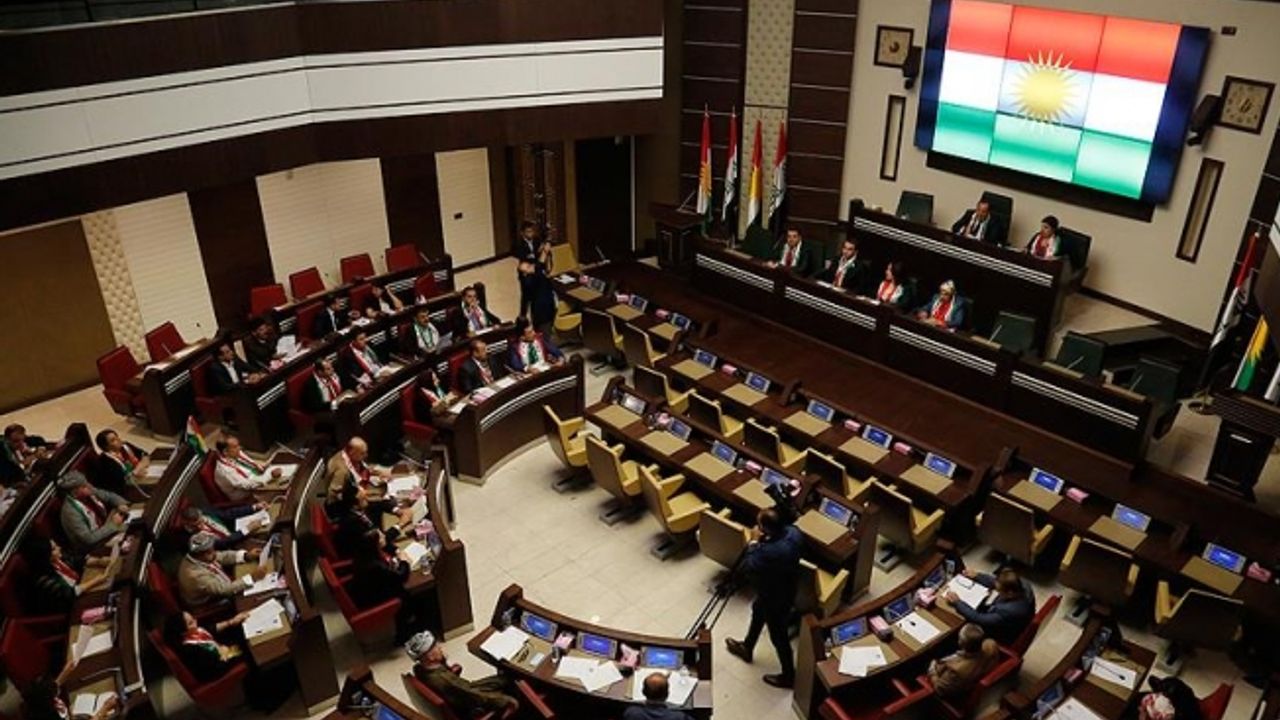 IKBY meclisi referandum kararını yüzde 8 farkla kabul etti