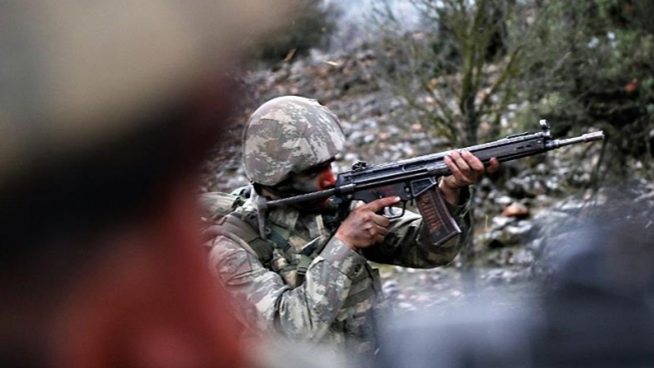 Bingöl'de çatışmada bir terörist etkisiz