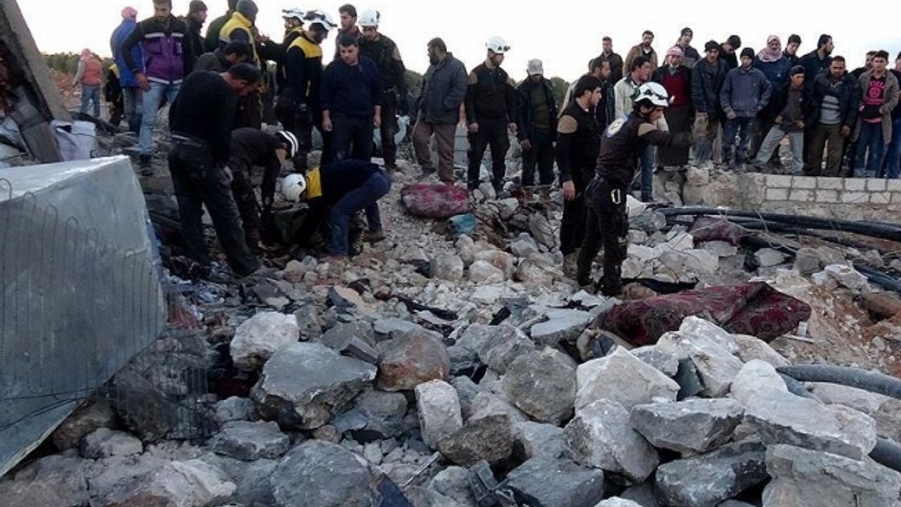 İdlib'e hava saldırısı: 7 ölü