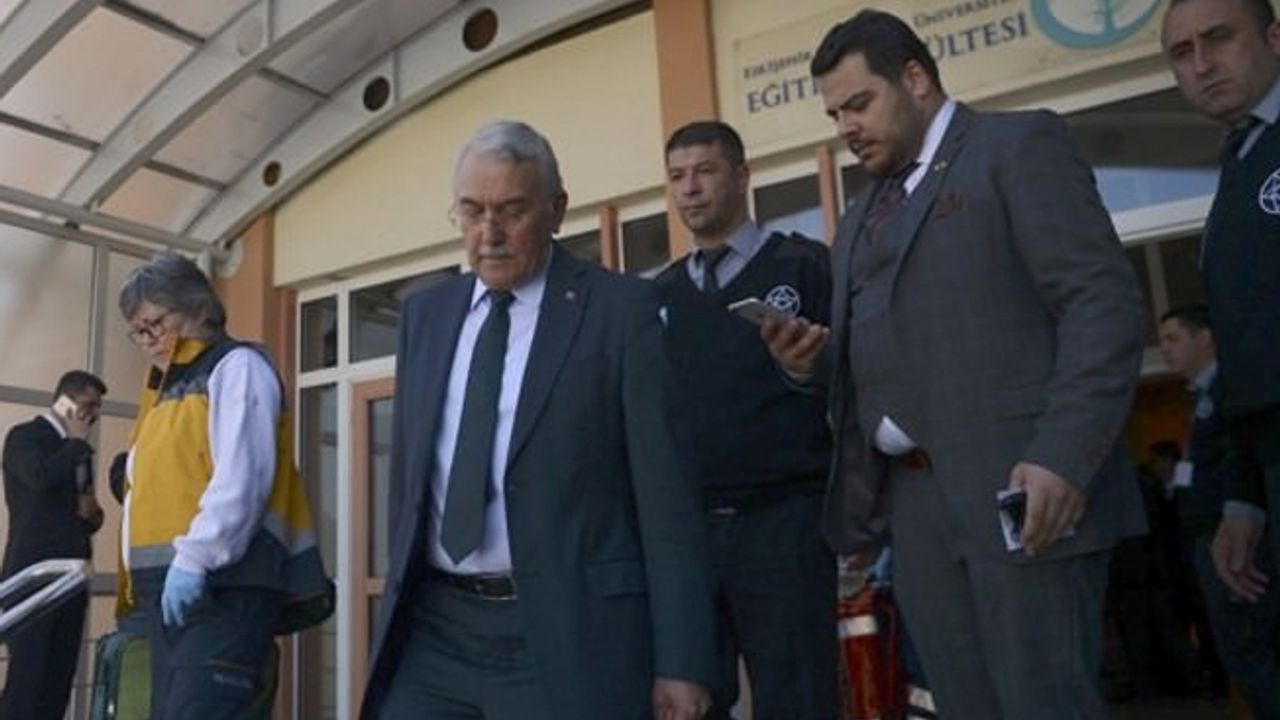 Üniversitede katliam! Rektör istifa etti