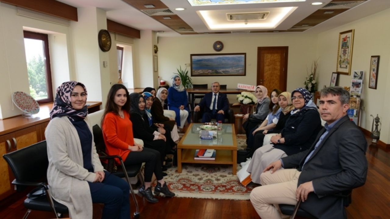 KADEM'den Rektör Can’a ‘Hayırlı Olsun’ Ziyareti