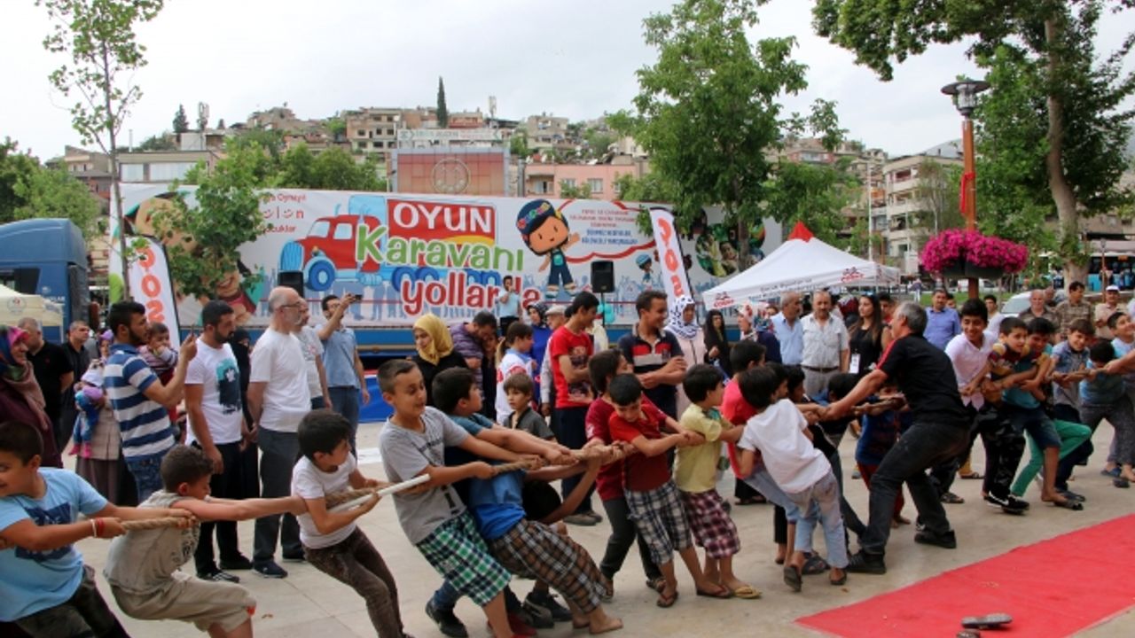 Kahramanmaraşlı çocuklar "Oyun Karavanı" ile eğlendi