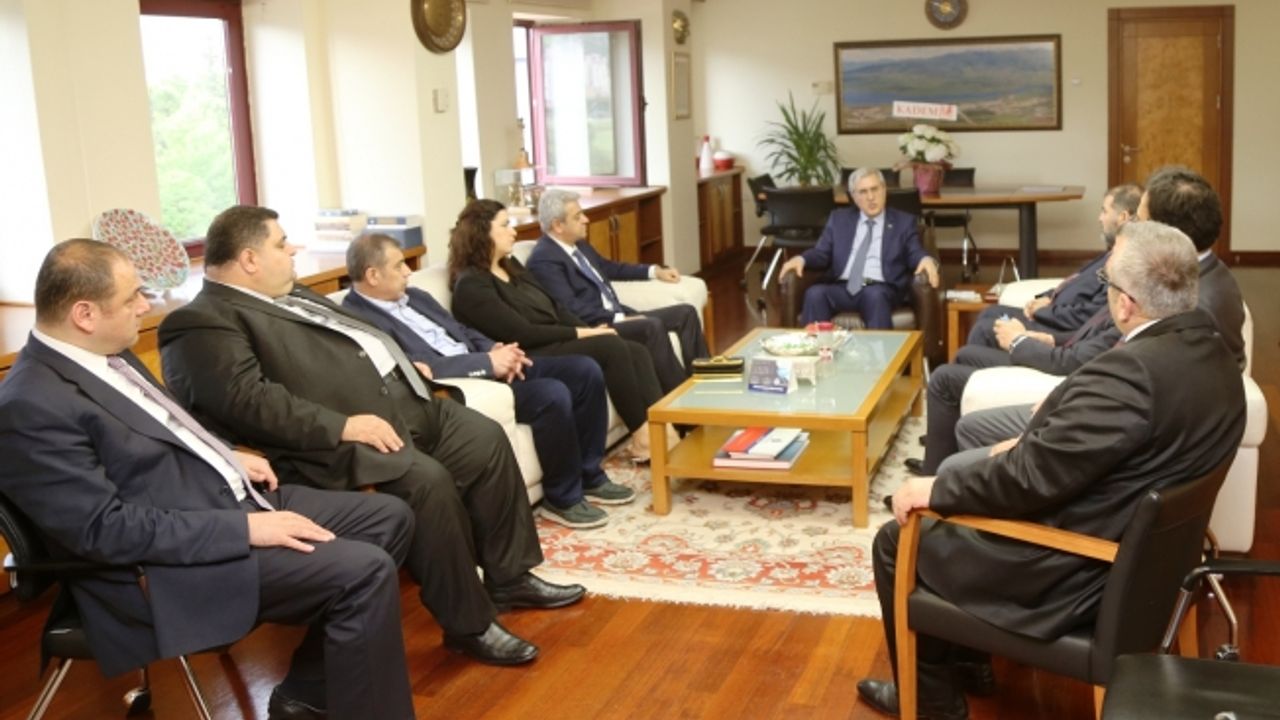 KMTSO Yönetimi Rektör Can'ı Ziyaret Etti