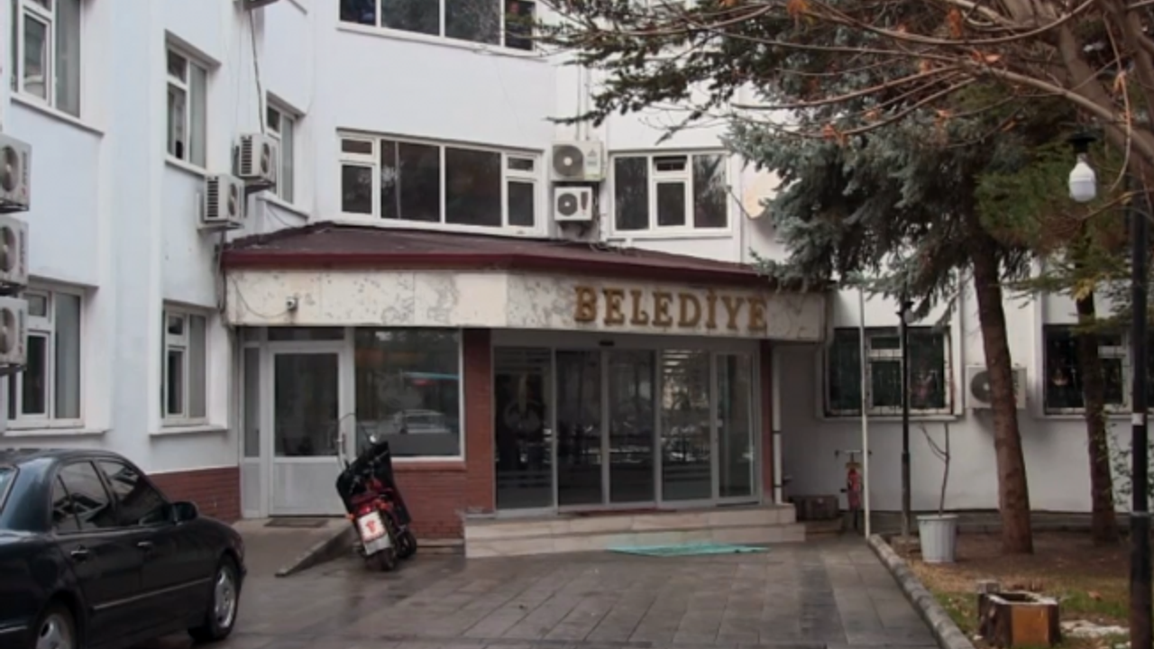 Meclis Üyelerinin Tamamının Oyunu Alan Ahmet Tıraş Başkan Vekilliği Görevine Seçildi