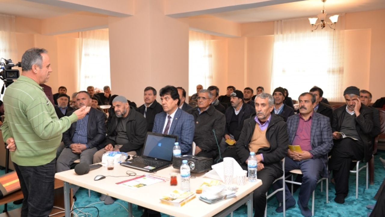 Çiftçi Eğitim ve Yayım Çalışmalarına Devam Ediyor