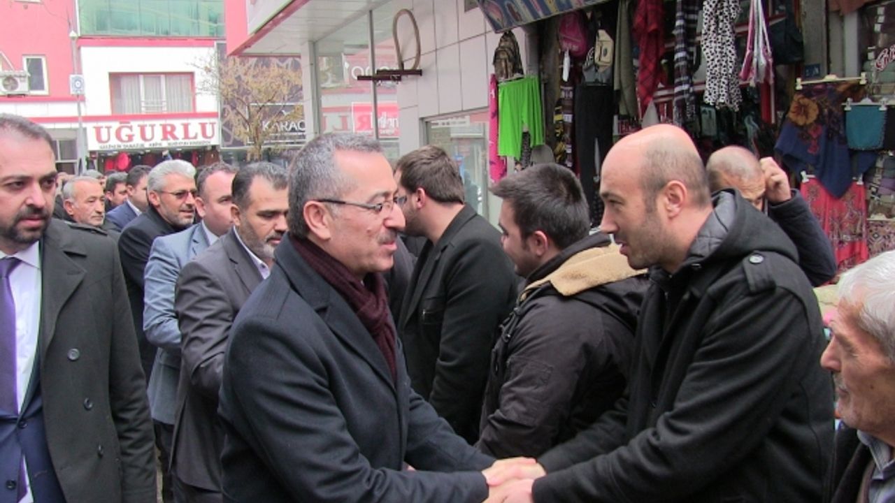 Hayrettin Güngör, Partisinin Elbistan Teşkilatında Partilileri İle Bir Araya Geldi