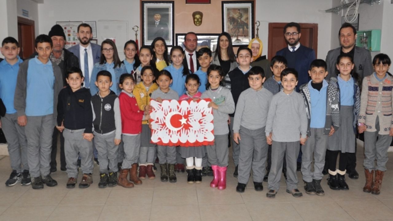 Öğrenciler vatan sevgisini anlatan video çekti