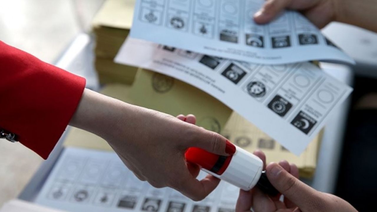 3 büyükşehrin belediye meclisleri netleşiyor