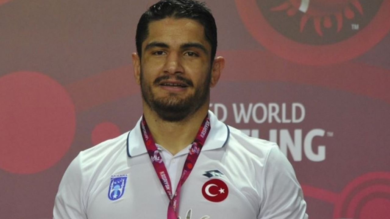 Avrupa Güreş Şampiyonası'nda Taha Akgül altın madalya kazandı