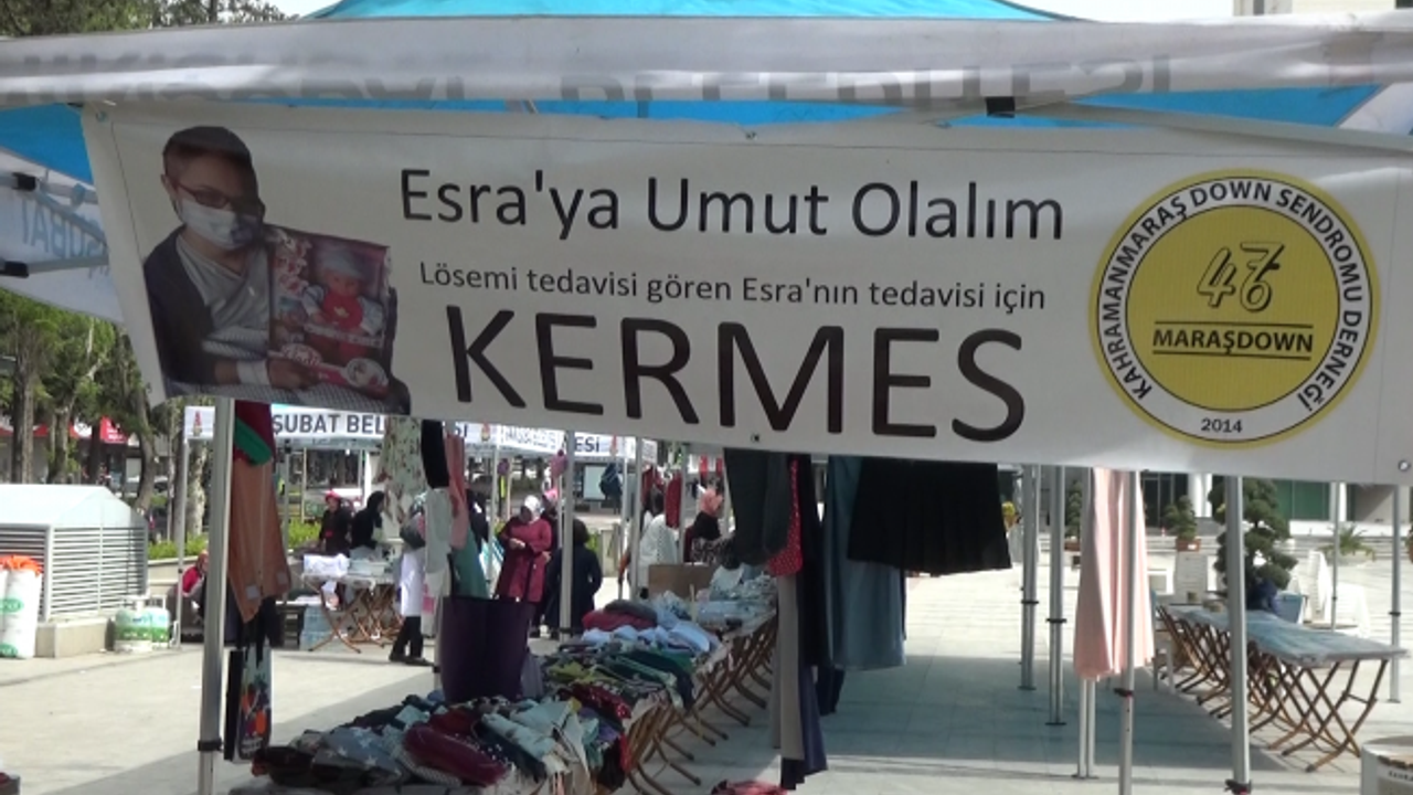 Dowm Sendromu Derneği Lösemi hastası Esra için kermes programı düzenledi