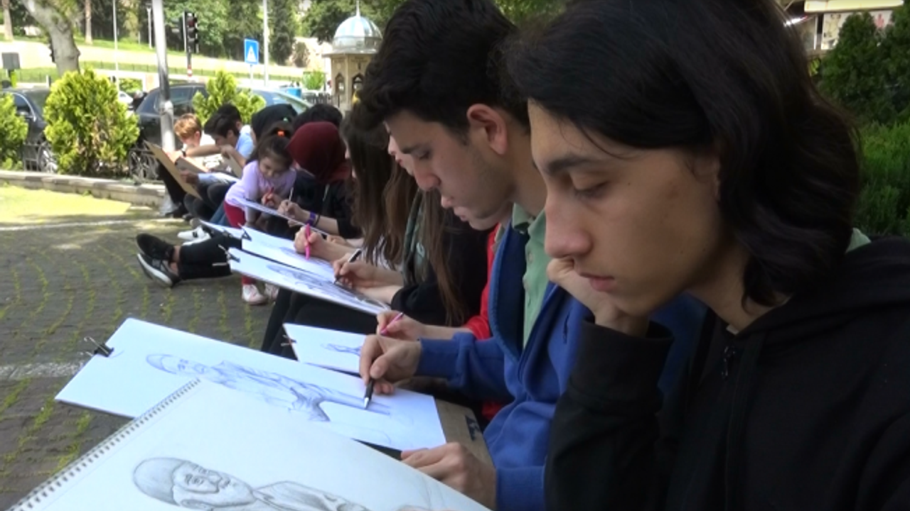 Güzel Sanatlar Lisesi öğrencileri sanatı sokağa taşıdı
