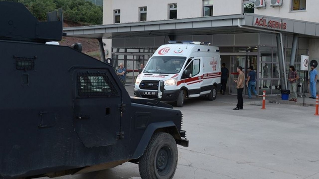 Tunceli'de bir asker kaza kurşunuyla şehit oldu