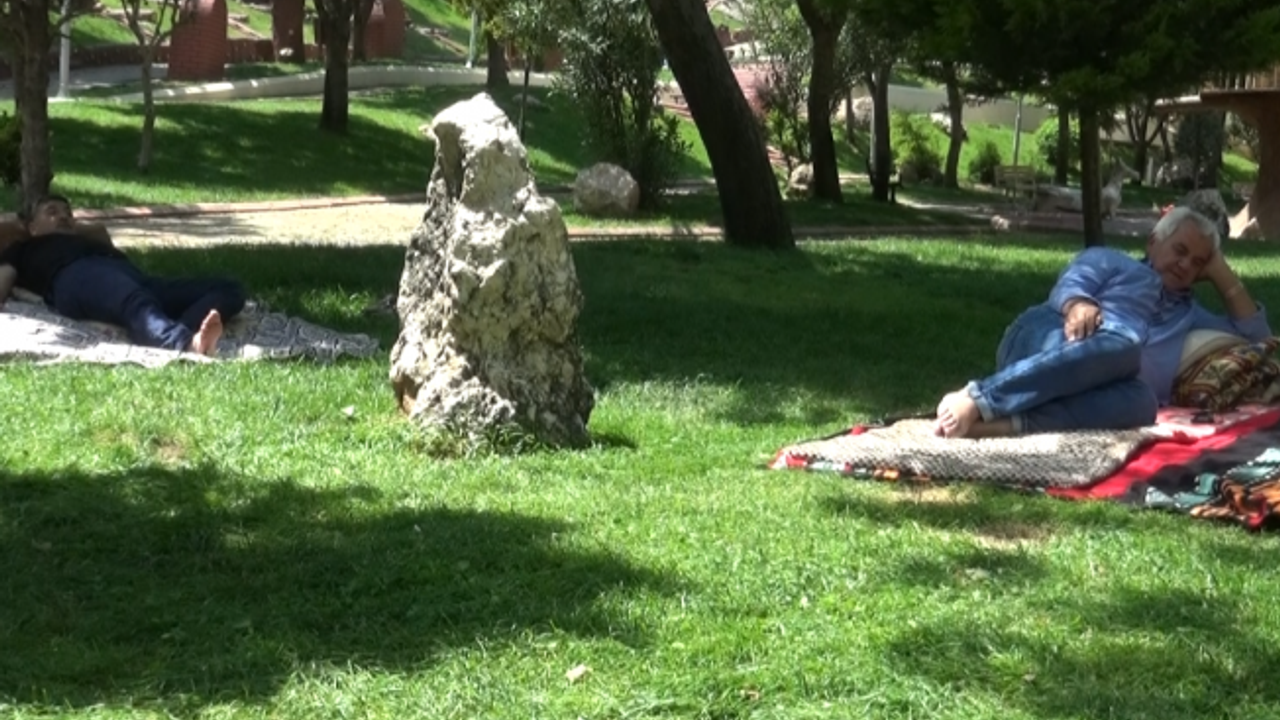 Hava Sıcaklığı Oruç Tutanları Zorluyor