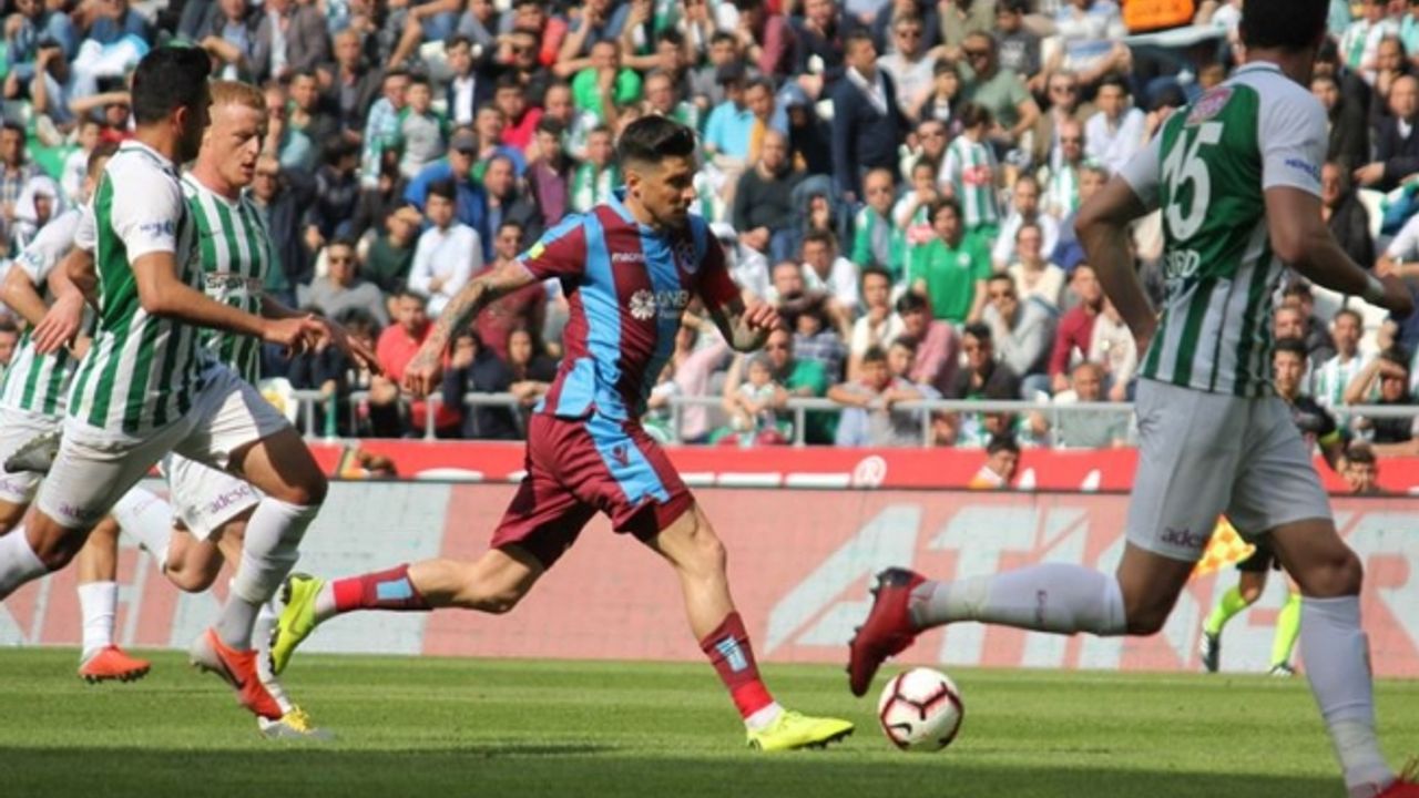 Trabzonspor Konya'da 2 puan bıraktı
