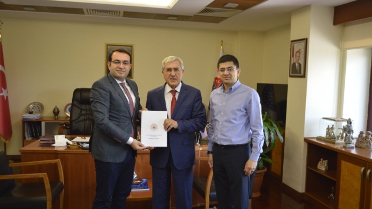 Genç Kahramanmaraşlılar Platformundan Üniversitemiz Rektörü Can’a Ziyaret