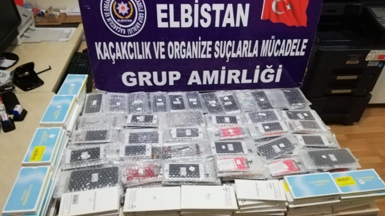 Kahramanmaraş'ta kaçak cep telefonu operasyonu
