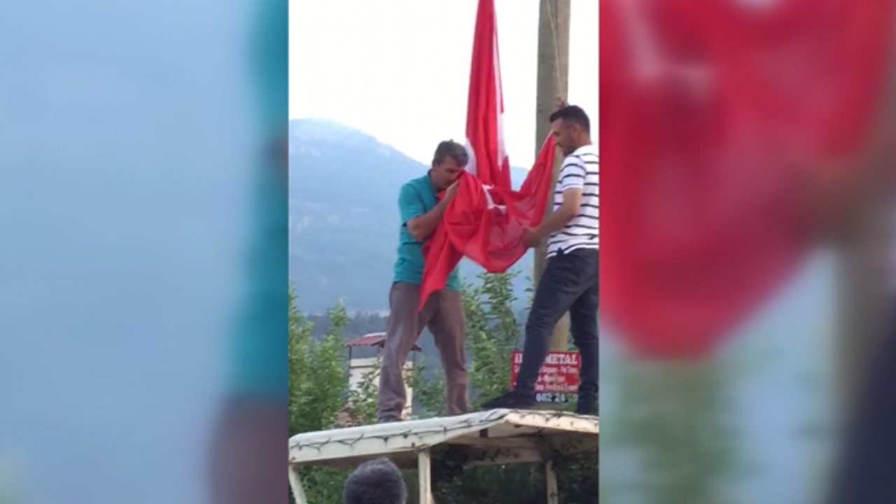 Türk Bayrağı'nın Yükselişi Sosyal Medyada Rekor Kırdı
