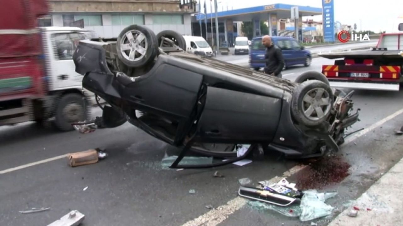 Hurdaya dönen araçtan emniyet kemeri sayesinde kurtuldu