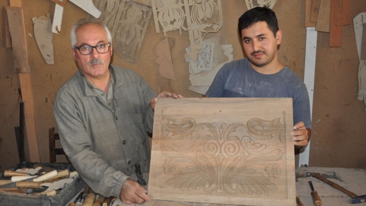 Ceviz oyma sandıklar yurt içi ve yurt dışından talep görüyor