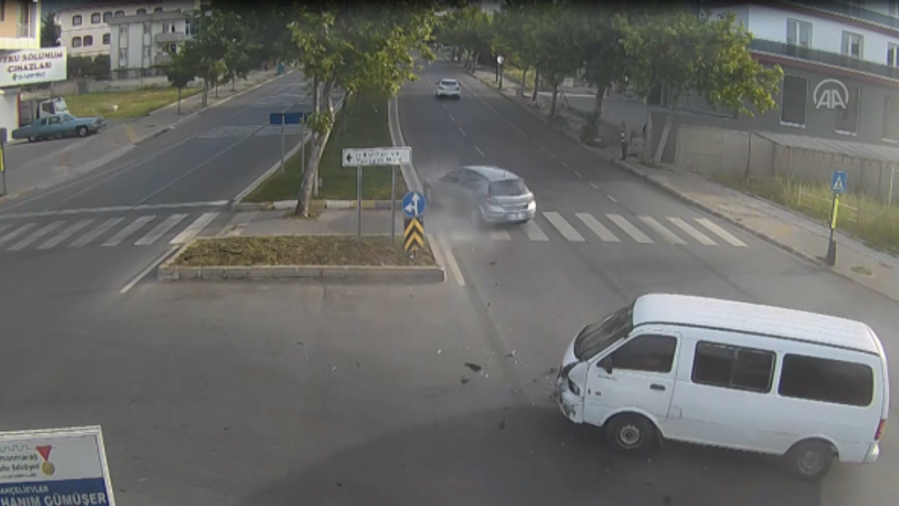 Kahramanmaraş'ta Trafik Kazaları KGYS Kameralarında!