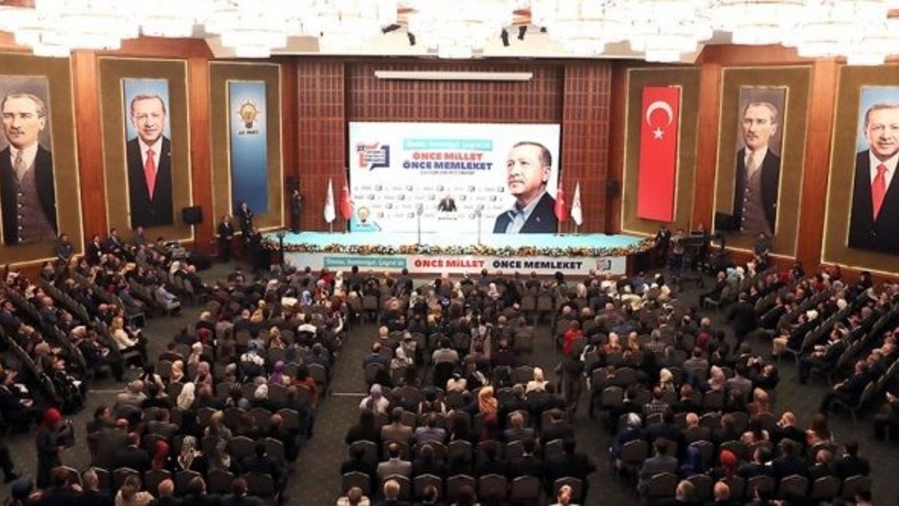 Cumhurbaşkanı Erdoğan, belediye başkanlarıyla kampa giriyor