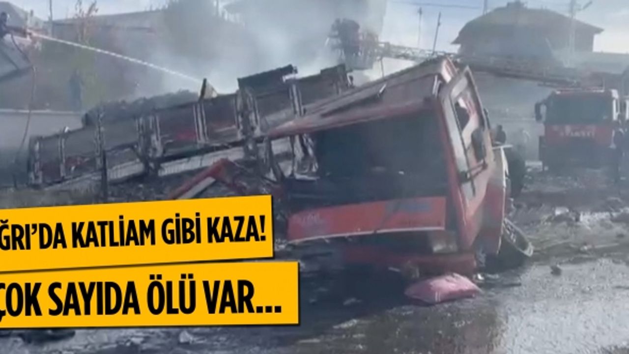 Ağrı'da yakıt yüklü tankerle çarpışan yolcu otobüsü alev aldı!