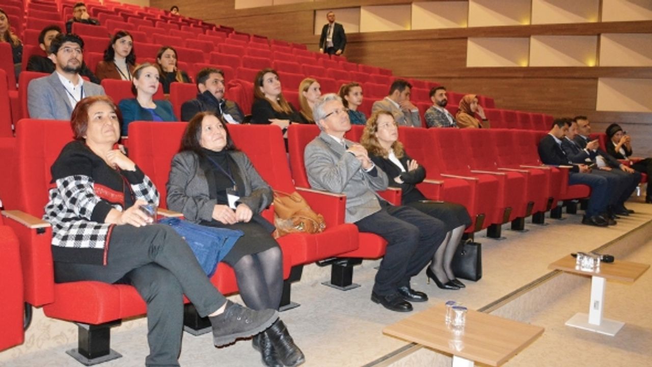 Alanında uzman akademisyenler KSÜ Hastanesi'nde buluştu.