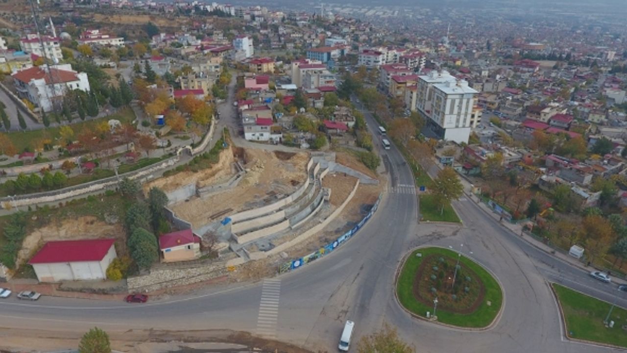 Dulkadiroğlu Şelale Park inşaatı devam ediyor