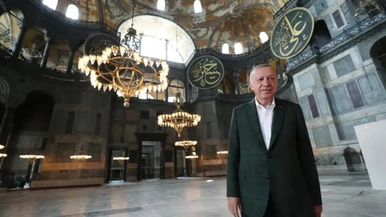 Cumhurbaşkanı Erdoğan Seçim Programını Ayasofya'da Sonlandırdı