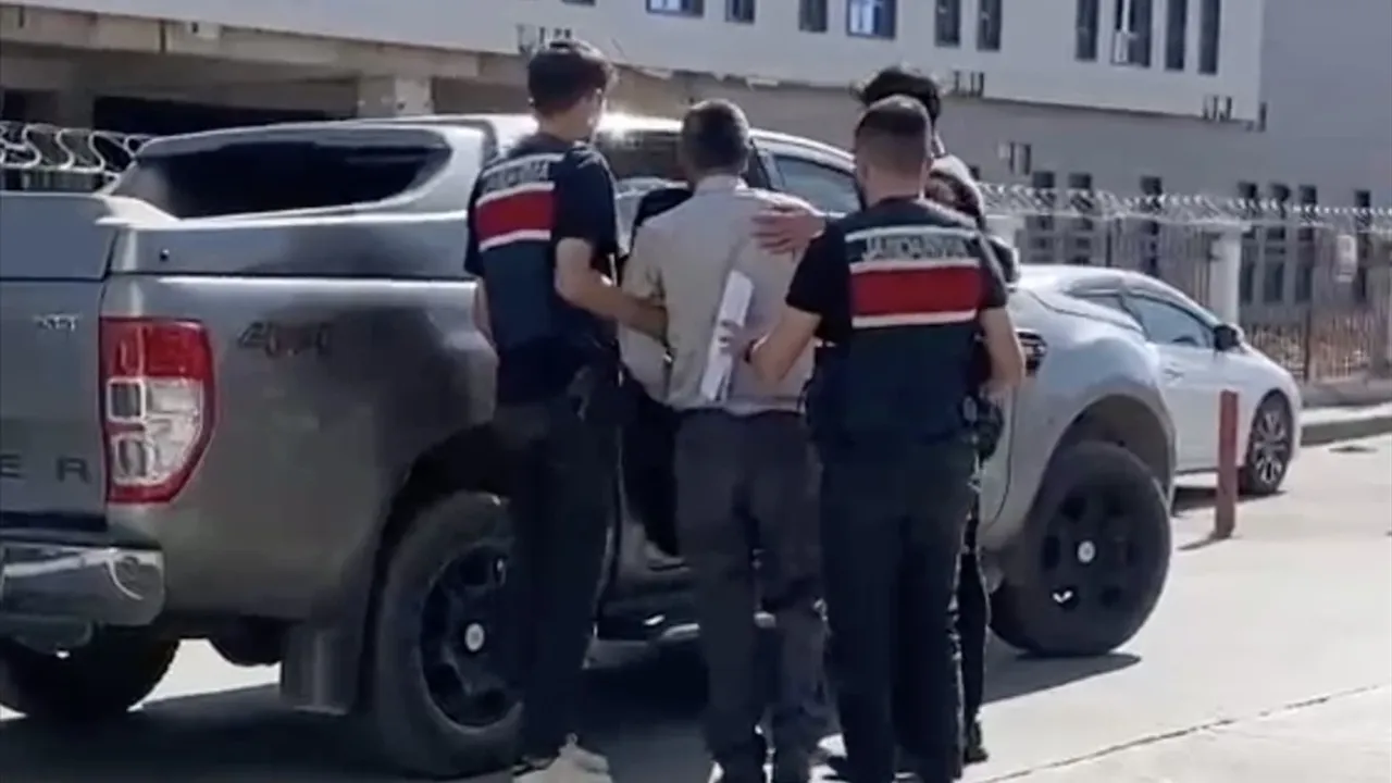 Adıyaman'da PKK/KCK operasyonunda gözaltına alınan zanlı tutuklandı