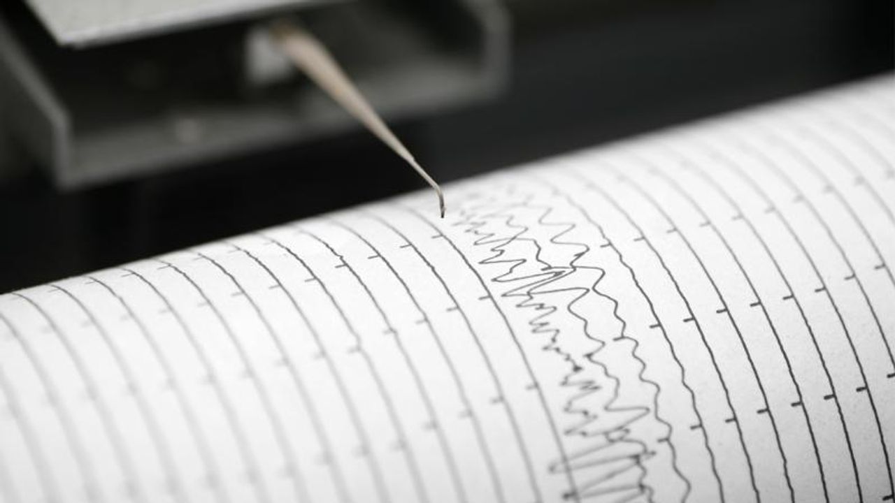 Kuşadası Körfezi'nde 4,4 büyüklüğünde deprem