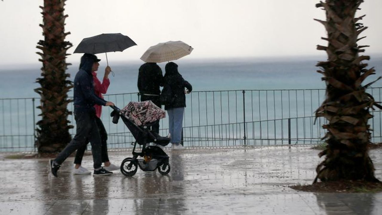 Meteoroloji'den Antalya için kuvvetli sağanak uyarısı