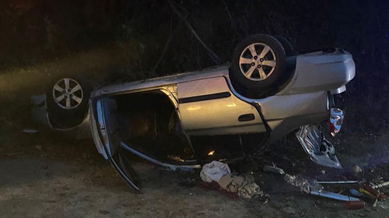 Trabzon'da otomobil şarampole devrilip ters durdu: 1 ölü, 1 yaralı