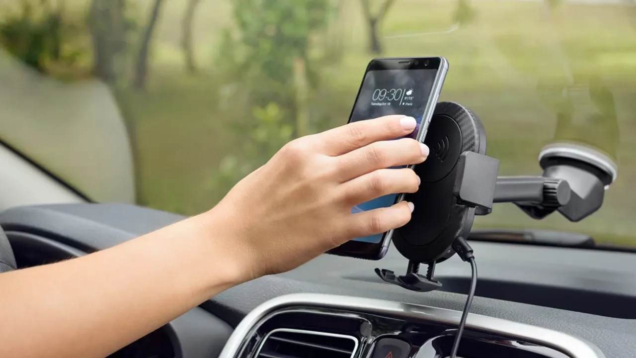 Araçta telefon tutucu yasaklandı mı? İşte yeni düzenleme ve ceza detayları