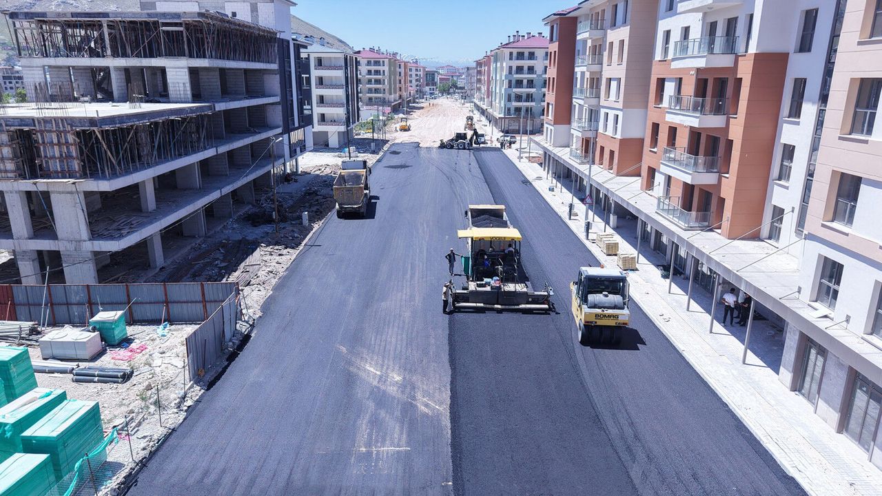 Elbistan Hacı Esat Efendi Caddesi’nde Kapsamlı Dön