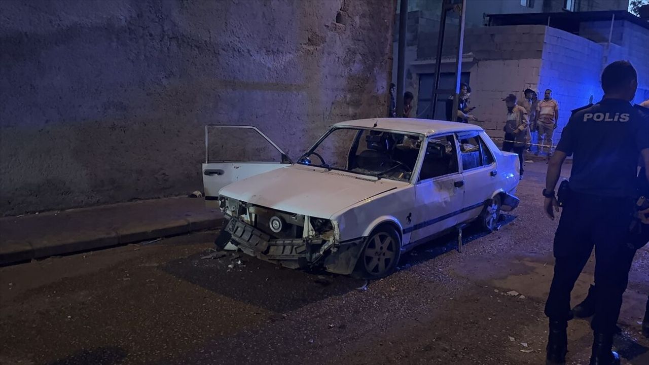 Kilis'te husumetli iki aile arasında çıkan kavgada 2 kişi yaralandı