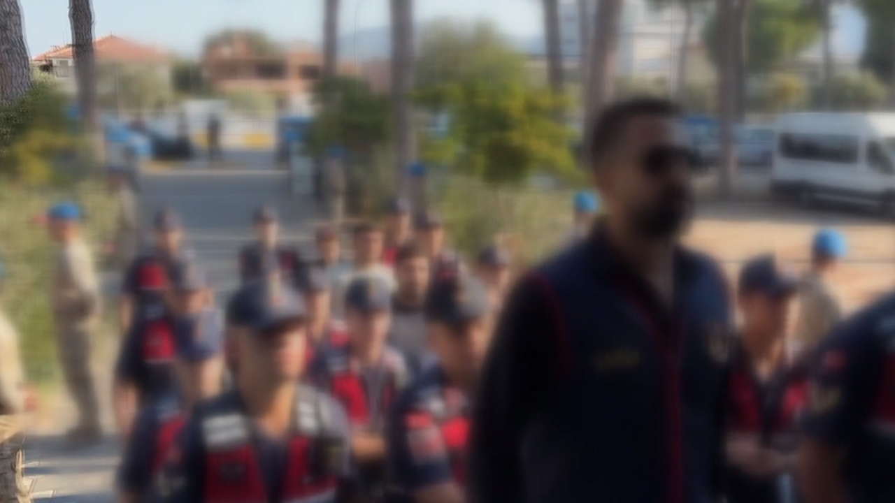 Baba ve Oğlu Dolandırıcılık Operasyonunda Tutuklandı