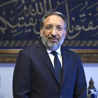 Prof. Dr. Safi Arpaguş Kimdir?
