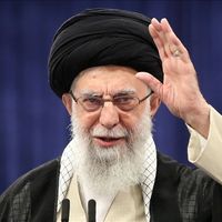 İran lideri Hamaney kimdir?