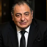 Televizyon Tarihine İz Bırakan İsim Reha Muhtar Kimdir, Kaç Yaşında, Nereli? Programları ve TV Kariyeri