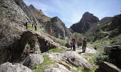 Tunceli'de ilkbaharın gelişiyle tarih ve doğa gezileri başladı