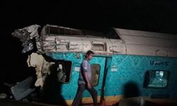 Hindistan'daki tren kazasında ölü sayısı 288'e yükseldi