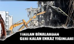 Yıkılan Binalardan Geriye Kalan Enkaz Yığınları