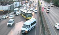 Kadıköy'de kaza: Trafik felç oldu