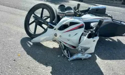 Adıyaman'da Motosiklet ile Minibüs Çarpışması: 1 Kişi Ağır Yaralandı