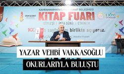 Kahramanmaraşlı yazar Vehbi Vakkasoğlu okurlarıyla buluştu