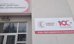 Cumhuriyet'in 100. yılında açılan okullara tabela asılacak