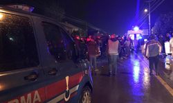 Sakarya'da üç aracın karıştığı kazada 4 kişi yaralandı
