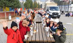 Dulkadiroğlu Belediyesi, öğrencilerine çorba ikramında bulundu